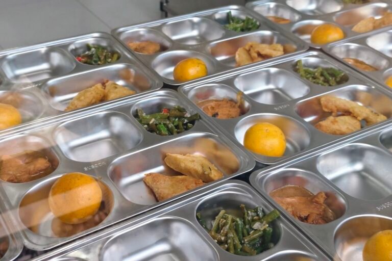 Pemerintah Perkuat Efisiensi MBG agar Manfaat Program Makin Optimal