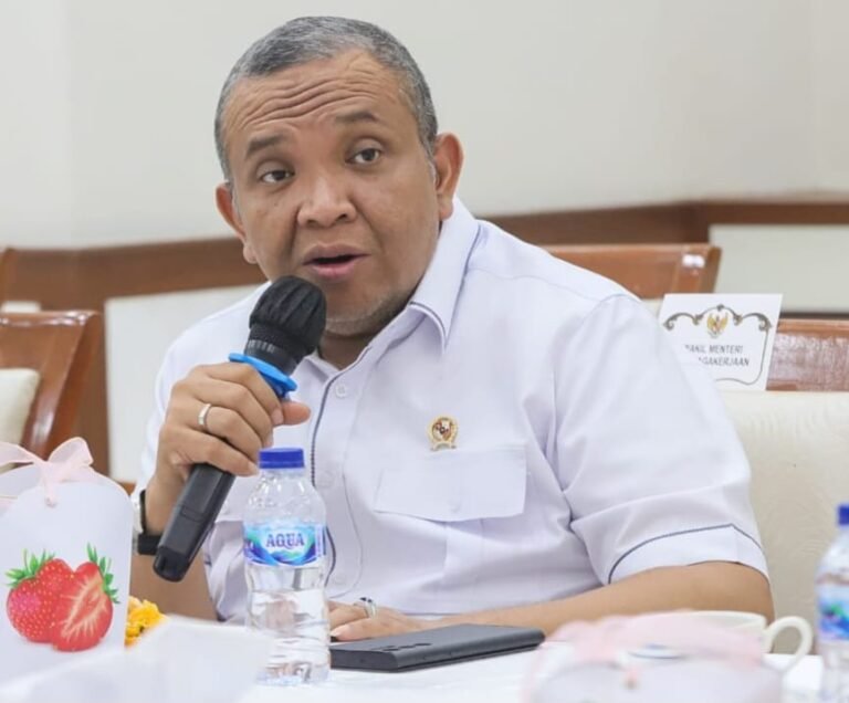 Pemerintah Perkuat Mitigasi PHK melalui Satgas dan Perlindungan Pekerja