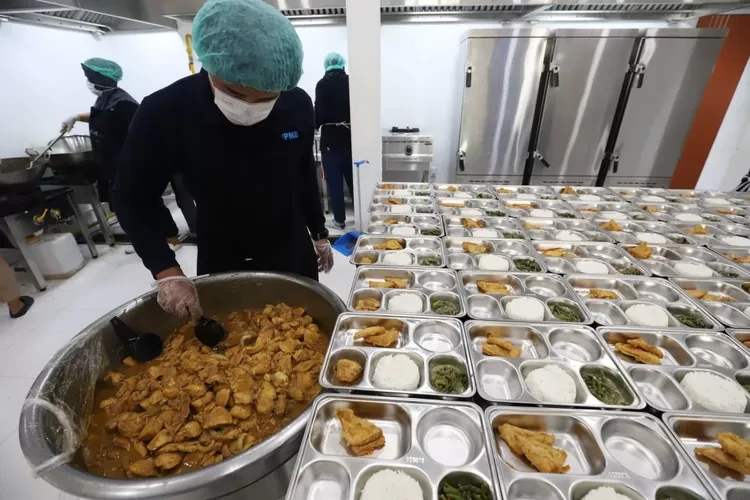 Menjaga Kepercayaan Publik Lewat Penegakan Standar SPPG-MBG