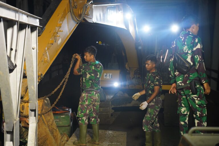 Pemerintah Tegaskan Terus Akselerasi Pemulihan Infrastruktur Pascabencana Sumatera
