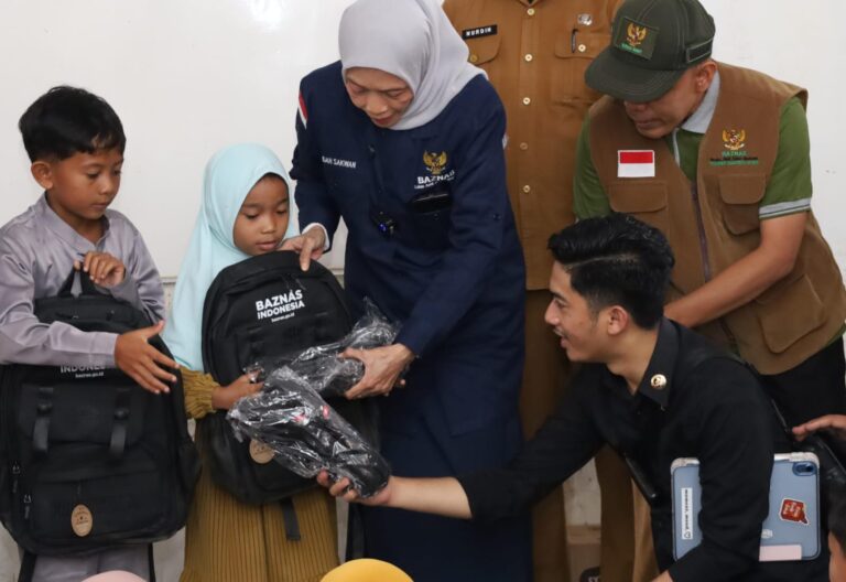 Negara Hadir Pascabanjir Sumatera, 20 Ribu Paket Sekolah Disalurkan untuk Siswa