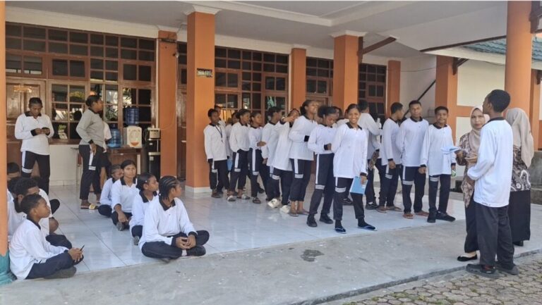 Sekolah Rakyat sebagai Fondasi Pembangunan Manusia Papua