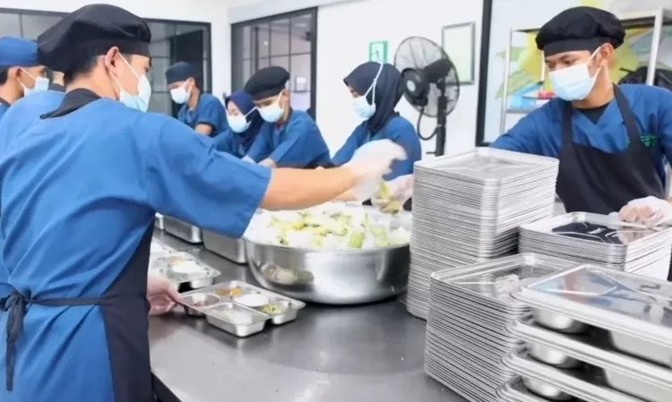 MBG Gerakkan Ekonomi Daerah, Perputaran Dana dan Tenaga Kerja Meningkat