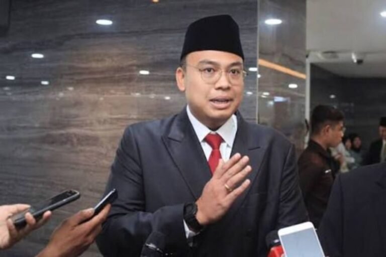 Pemerintah Tegaskan Dukungan untuk Usut Tuntas Kasus Penyiraman Air Keras