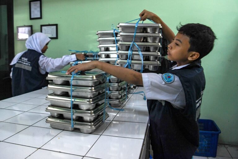 MBG Ubah Jam Makan Jadi Laboratorium Karakter Generasi