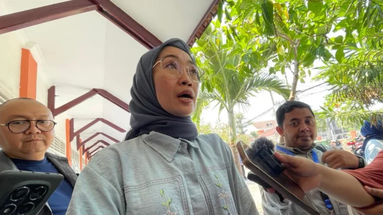 Pemerintah Pastikan Akses Internet Jangkau Pelajar Sekolah Rakyat