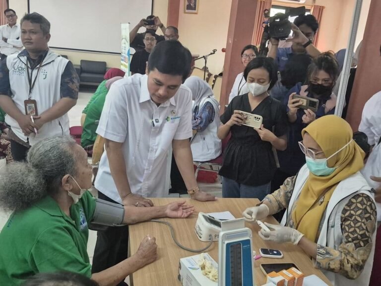 Hipertensi Lansia dan Pentingnya Deteksi Dini melalui CKG