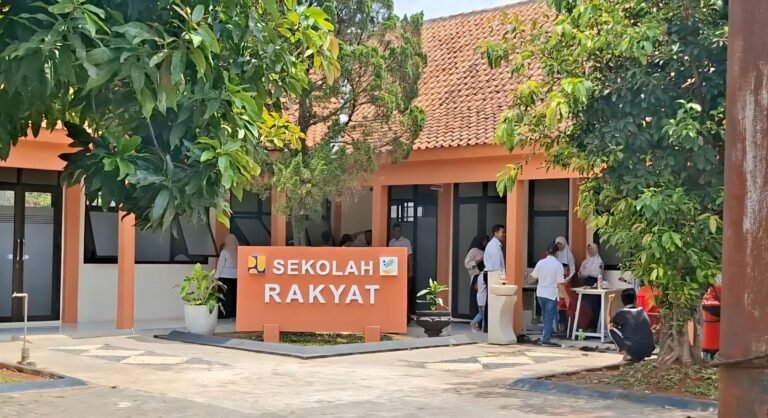 Tata Kelola yang Kuat untuk Mewujudkan Sekolah Rakyat Berkualitas