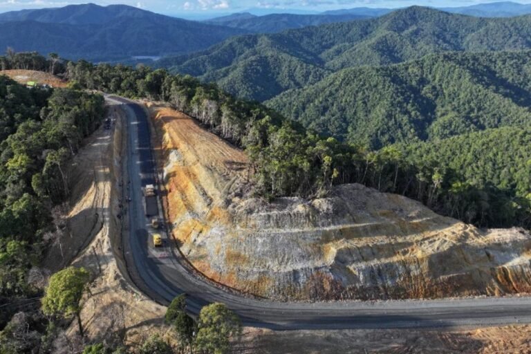 Pembangunan Jalan dan Listrik Percepat Transformasi Papua yang Maju dan Sejahtera
