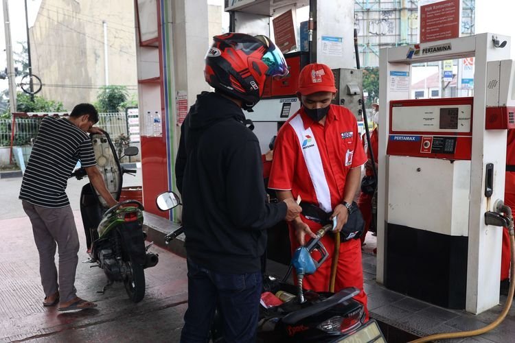 Jaga Stabilitas Ekonomi, Pemerintah Pastikan Harga BBM Subsidi Tidak Naik