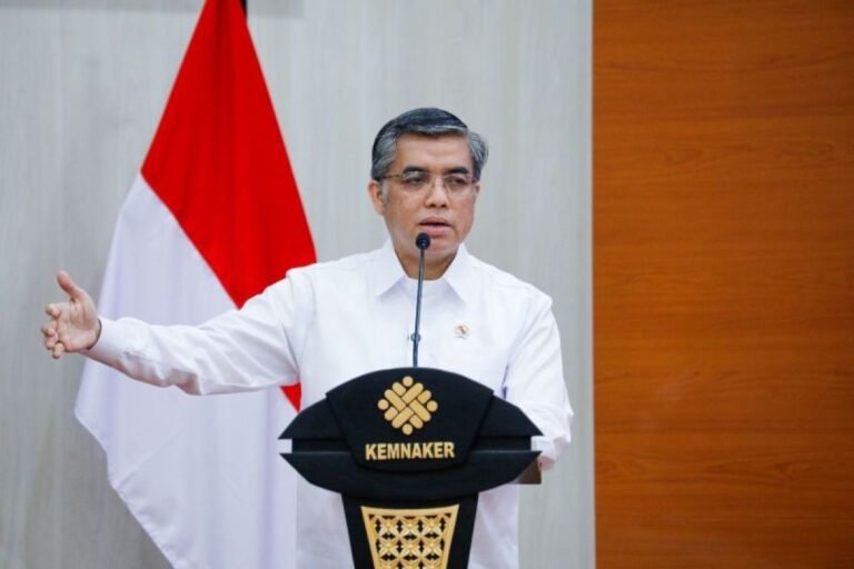 Mitigasi PHK dan Komitmen Pemerintah Menjaga Lapangan Kerja