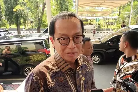 OJK Pastikan Pekerja Industri Perbankan Aman dari Risiko PHK Massal