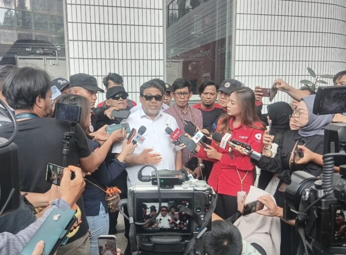 Pemerintah Perkuat Dialog dan Mitigasi PHK untuk Lindungi Pekerja
