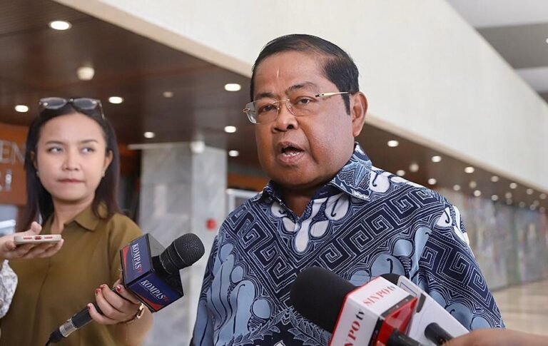 Jelang HUT RI, Polemik Kabinet Bayangan Diingatkan Jangan Picu Kegaduhan