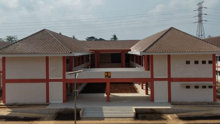 Sekolah Rakyat Ditegaskan sebagai Investasi APBN untuk Putus Rantai Kemiskinan