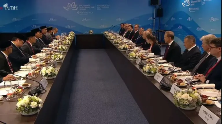 Presiden Prabowo dan Putin Perkuat Kemitraan RI-Rusia, Bahas Energi Nuklir hingga Perdagangan