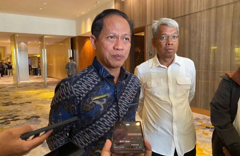 ?Komitmen Nyata Pemerintah Gandeng Ratusan Perusahaan Perkuat Penanganan Karhutla